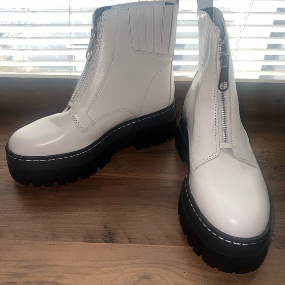 Marc Fisher Prisco Boot - Picture 2 of 5